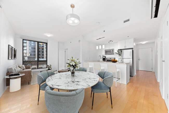 Building Photo - Le SIX88