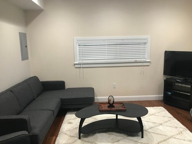 Photo - 1716 Rose St