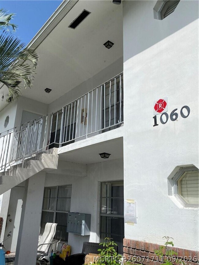Photo - 1060 NE 23rd Terrace Unit 2