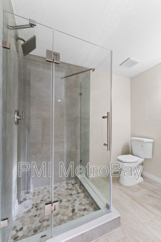 Building Photo - 5117 Mallett Dr Rental