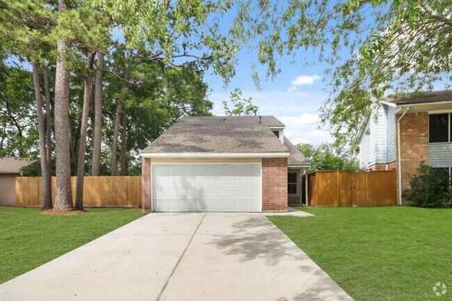 Building Photo - 19511 Pine Echo Dr Rental
