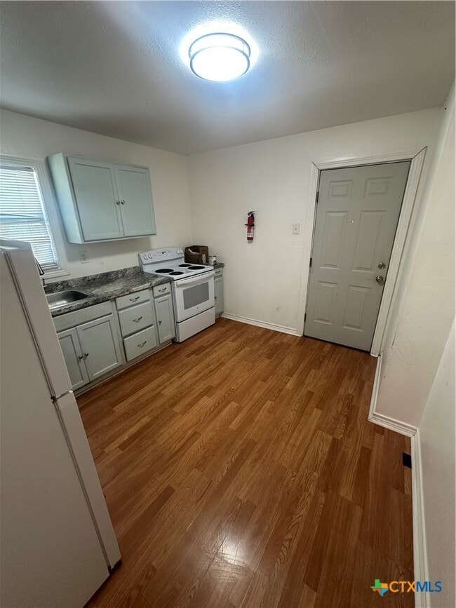 Photo - 808 S Cameron St
