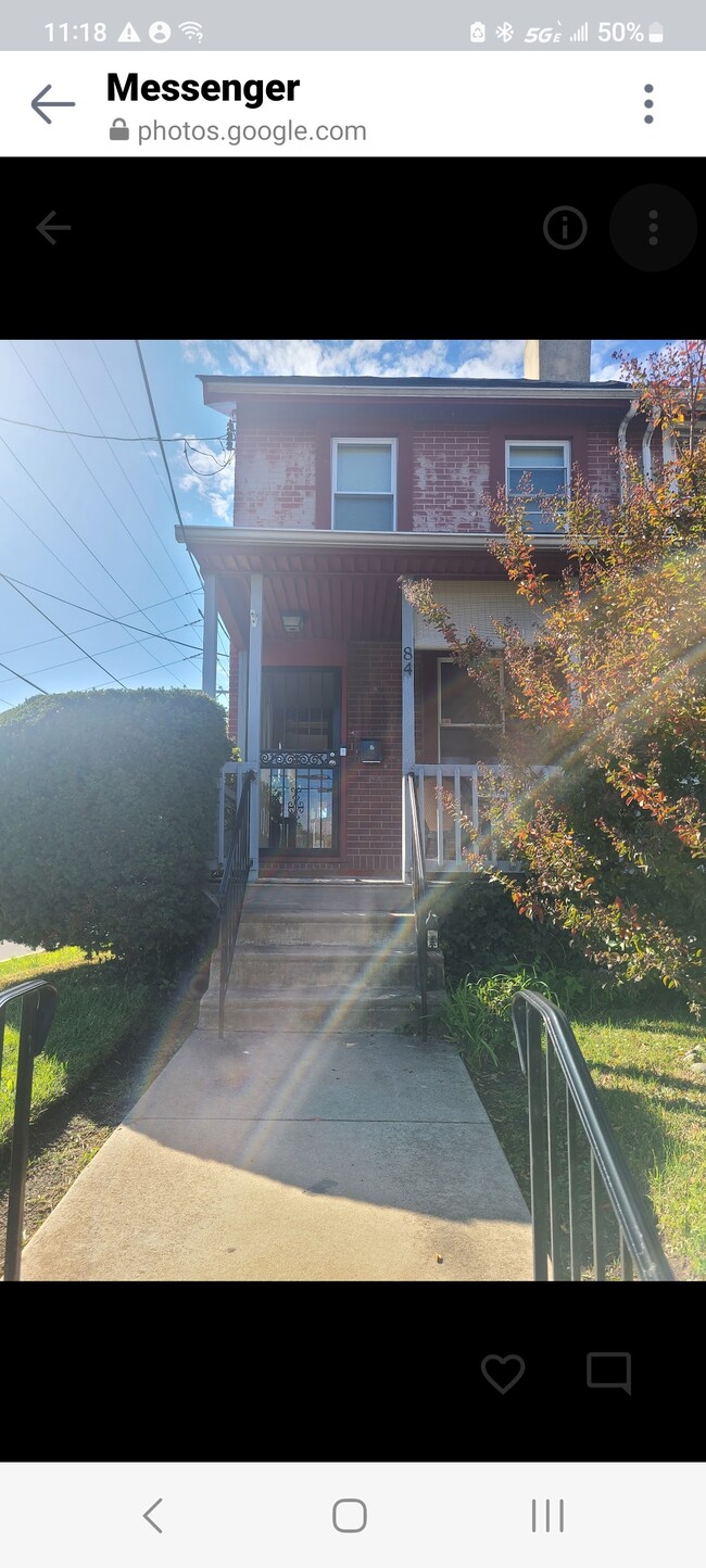 Front door entrance - 84 S Union Ave Casa