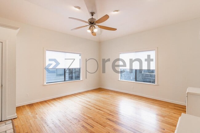 Photo - 703 Nelray Blvd