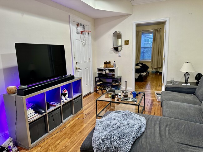 Photo - 73 Thatcher St Unit 201