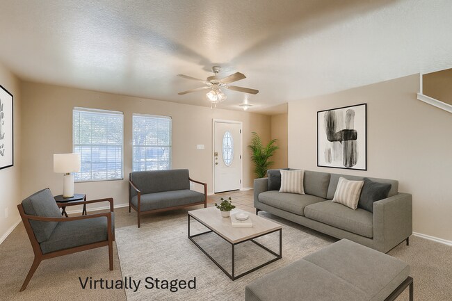 Photo - Close to Randolph AFB!