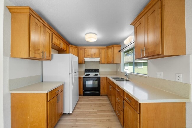 Building Photo - 2305 Unit 31D