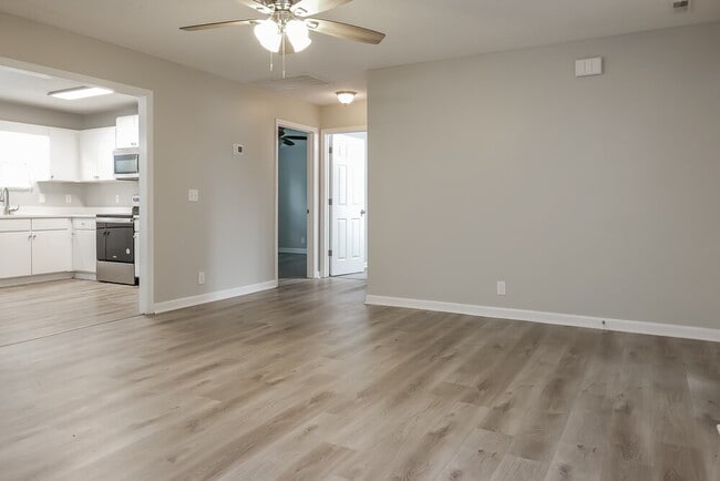 Photo - 2729 Windwalker Ct