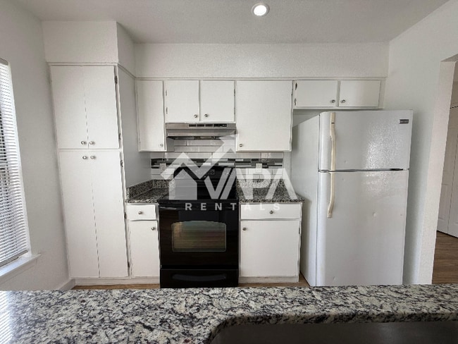 Photo - 7131 Cork Dr