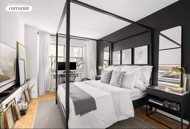 Photo - 245 E 35th St