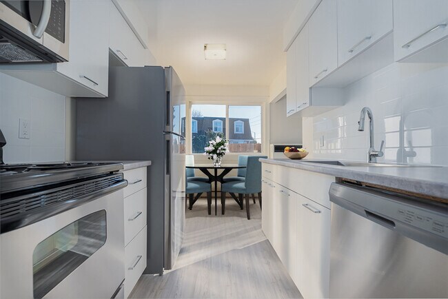 Photo - Mayfieldview Court