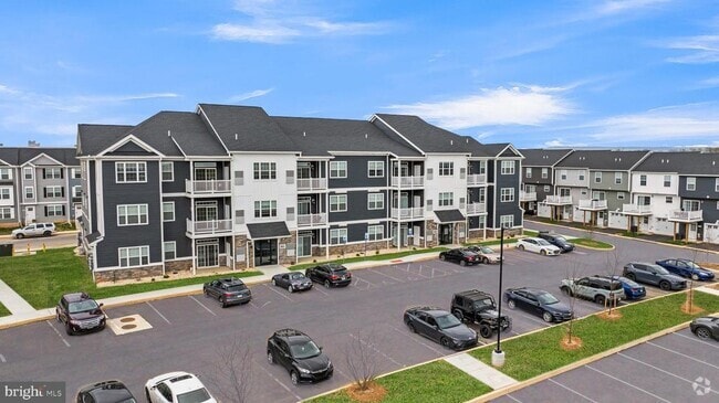 Building Photo - 1201 Walnut Bottom Rd Unit 9-106 Rental