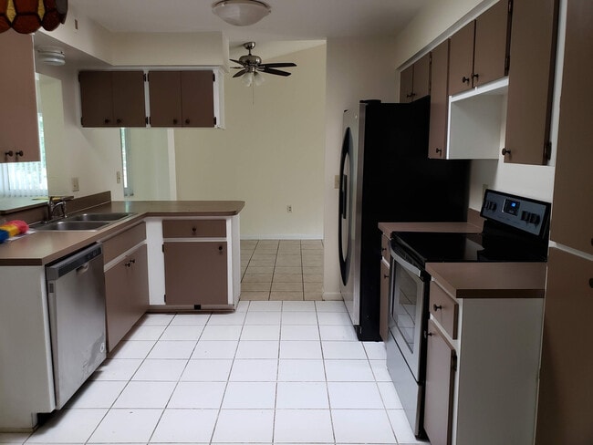 Photo - 1003 W Buttonbush Dr