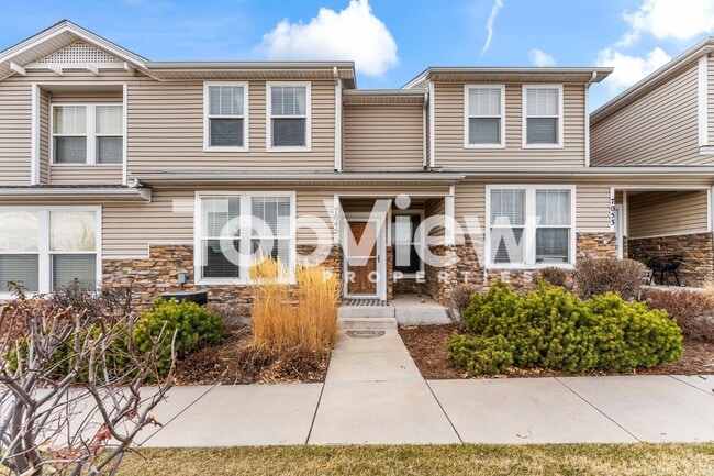 Building Photo - 7045 Red Sand Grove