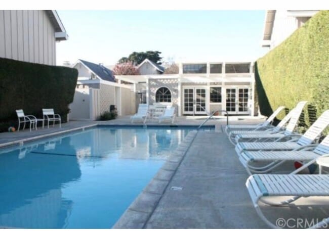 Photo - 340 Spinnaker Way