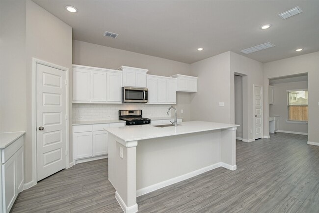 Photo - 5406 Big Thicket Ln