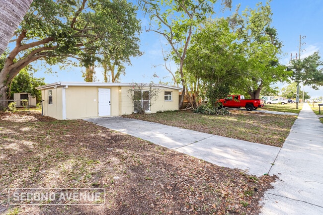 Building Photo - 9295 Starkey Rd