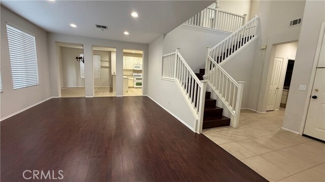 Photo - 2 Eastwind Dr