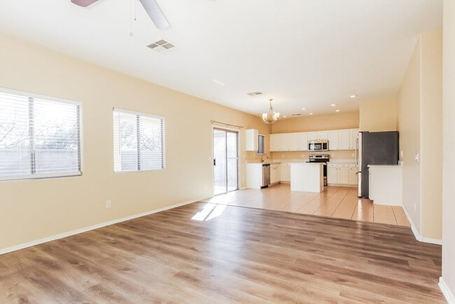 Photo - 16115 N 168th Ave