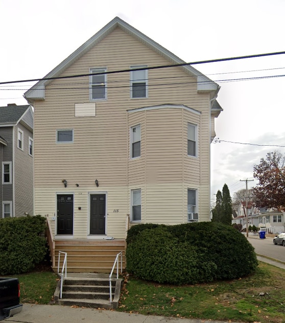 Photo - 115 Waterman Ave