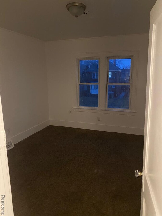 Photo - 12303 Cloverlawn Ave