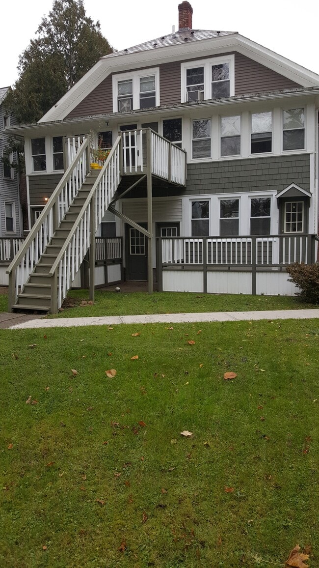 Photo - 1169 W Main St Unit 1169-B