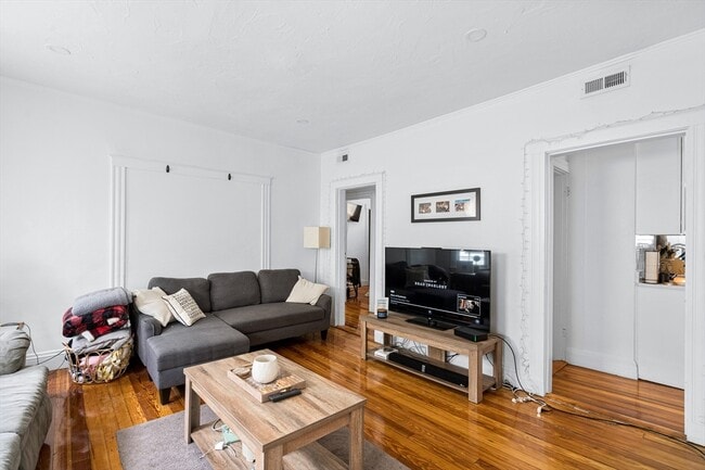 Photo - 7 Hallam St