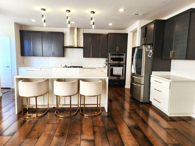 Photo - Beautiful 5 Bedroom, 3 Bath Toll Brothers ...