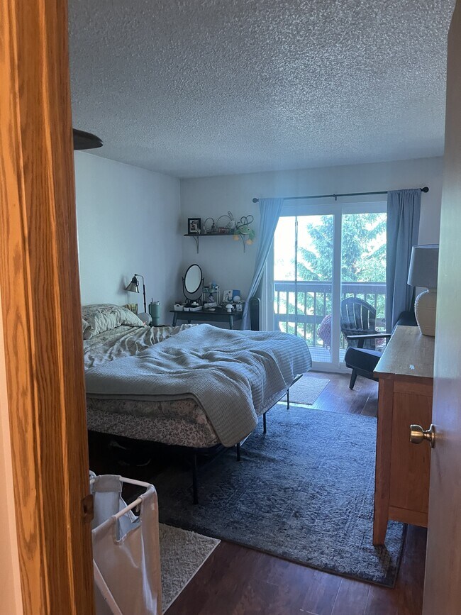 Photo - 906 Meadow Creek Dr Unit 307