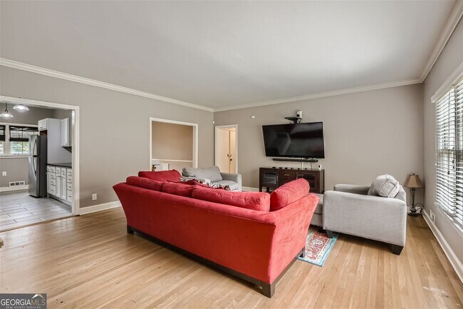 Photo - 3685 Cantrell Rd NE