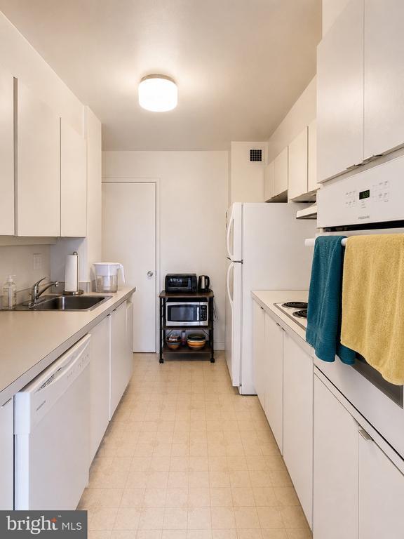Photo - 224 W Rittenhouse Square Unidad 401