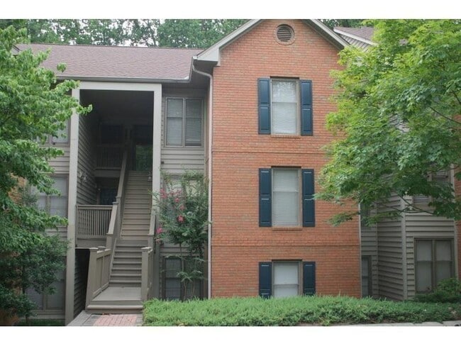 Building Photo - 901 Garden Ct Unit 901 Rental