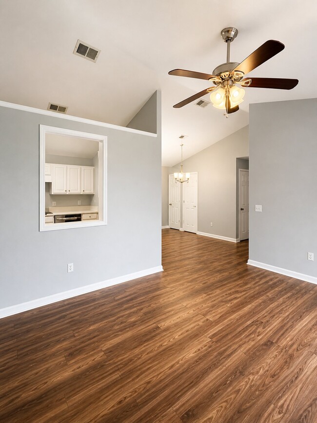 Photo - 406 Pelham Square Way