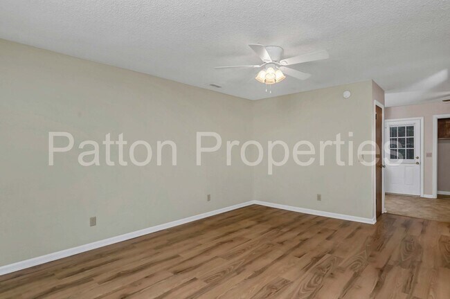 Photo - 104-106 Cherry Hall Drive - Outside CoC - TMS#004330-02-018 Unit 106