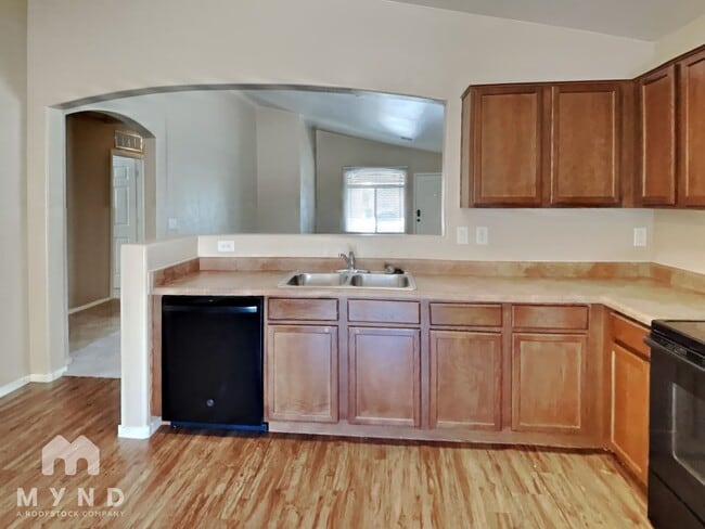 Photo - 36590 W San Clemente St