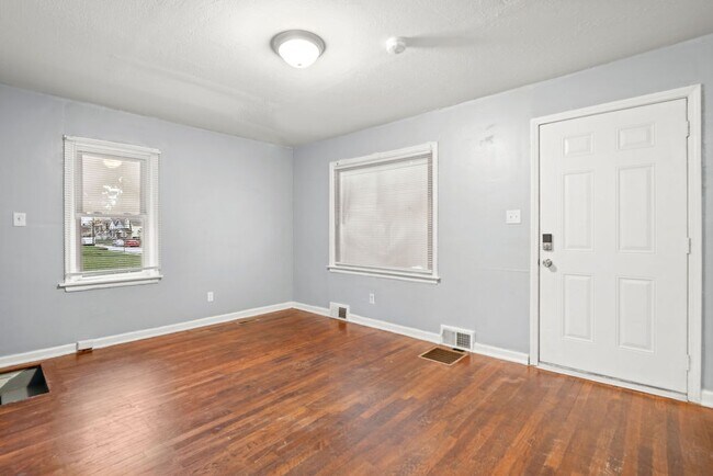 Photo - 1306 E 18th Ave