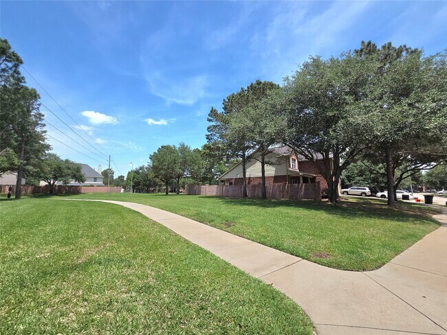 Photo - 4411 Wellington Grove Ln