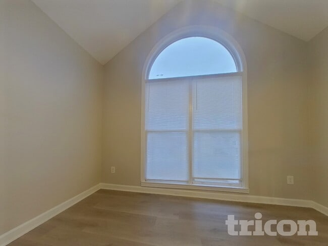 Photo - 4901 Martin Farms Rd