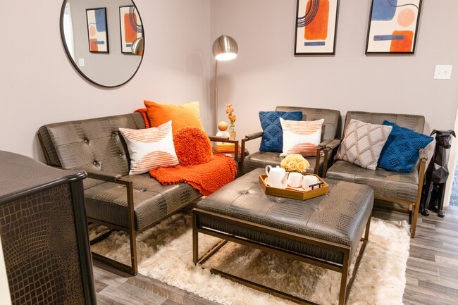 Photo - Huntington Exchange Providence