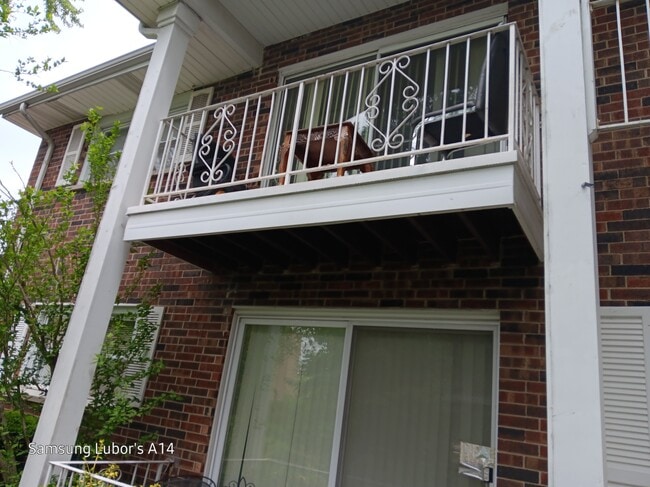 Photo - 15240 El Cameno Ter Unit #2W