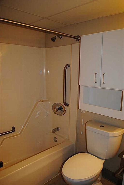 Photo - 841 Greenfield Dr