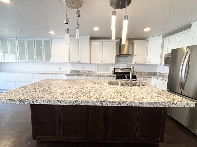 Photo - 5052 Moray Ct