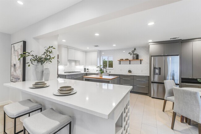 Photo - 12326 Old Oaks Dr