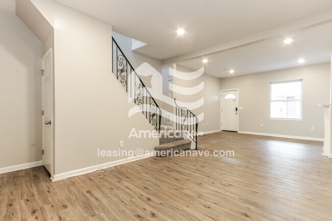 Photo - 515 N Allison St