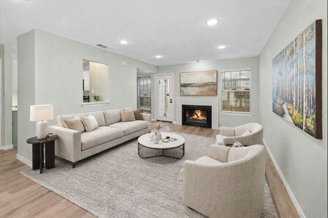 Building Photo - 1017 Weston Dr Unit 1017