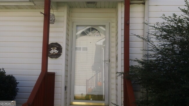 Photo - 122 Samanthas Way