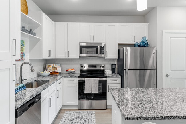 Photo - The Edison at Colonnade Crossing