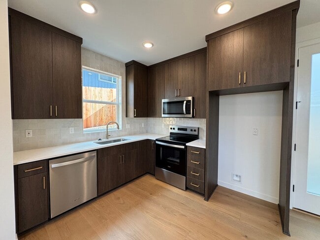 Photo - L0652-2 Unit B