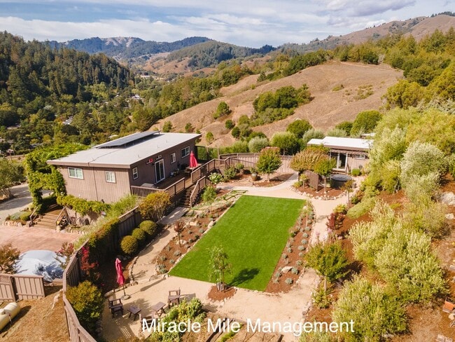 Photo - West Marin Luxury Retreat – Private Estate with Panoramic Views