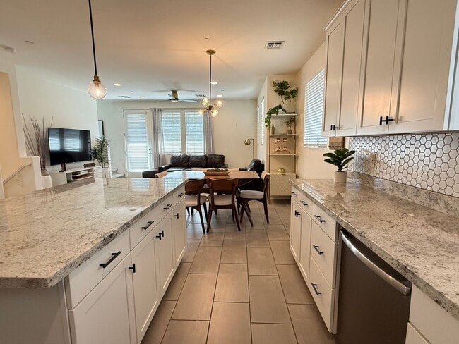 Photo - 2658 S Harmony Ave
